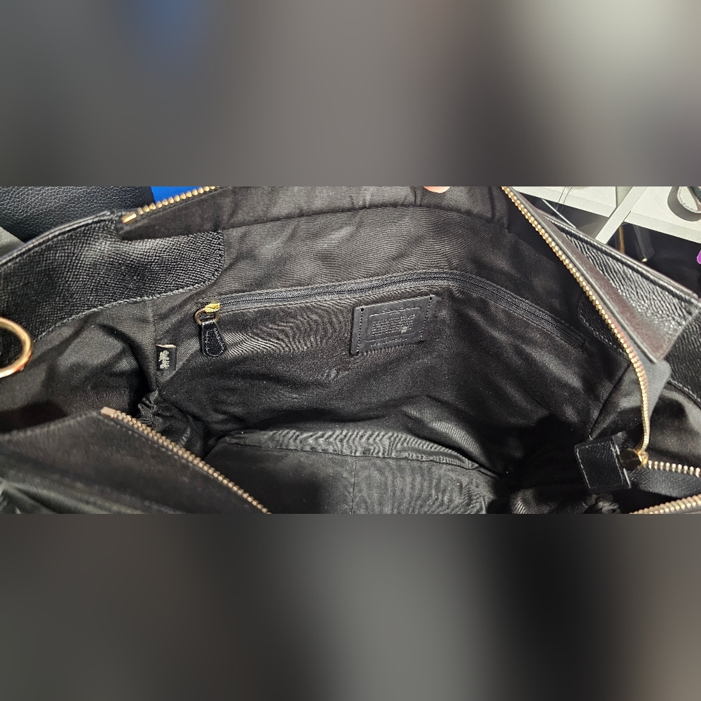 Nwt coach diaperbag - Picture 9 of 10